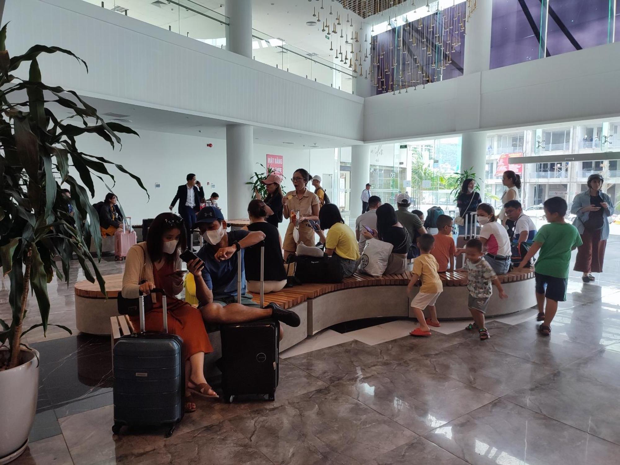 FLC sea tower Ưu Đãi Khủng 1 phòng ngủ 2 giường đôi lớn. Quy Nhon Esterno foto